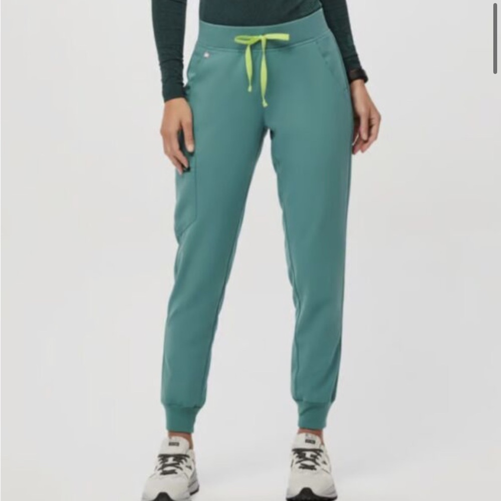 FIGS Green Jogger Scrub Pants Zamora Cactus Petite Small